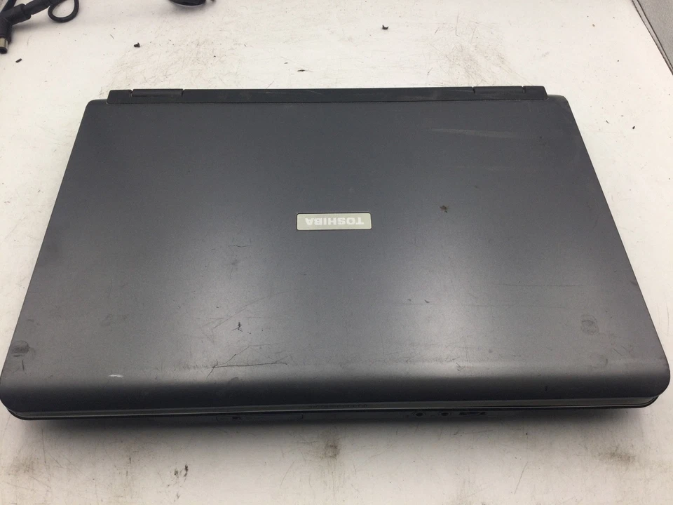 SATELLITE M105-S3041 - FOR PARTS - INTEL CORE SOLO - NO RAM -READ DESCRIPTION-BB - Image 4 of 4