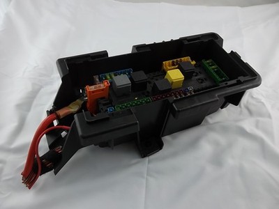 2012-2015 Mercedes Benz GL450 Rear Fuse Relay Box Junction Block 166-906-39-01