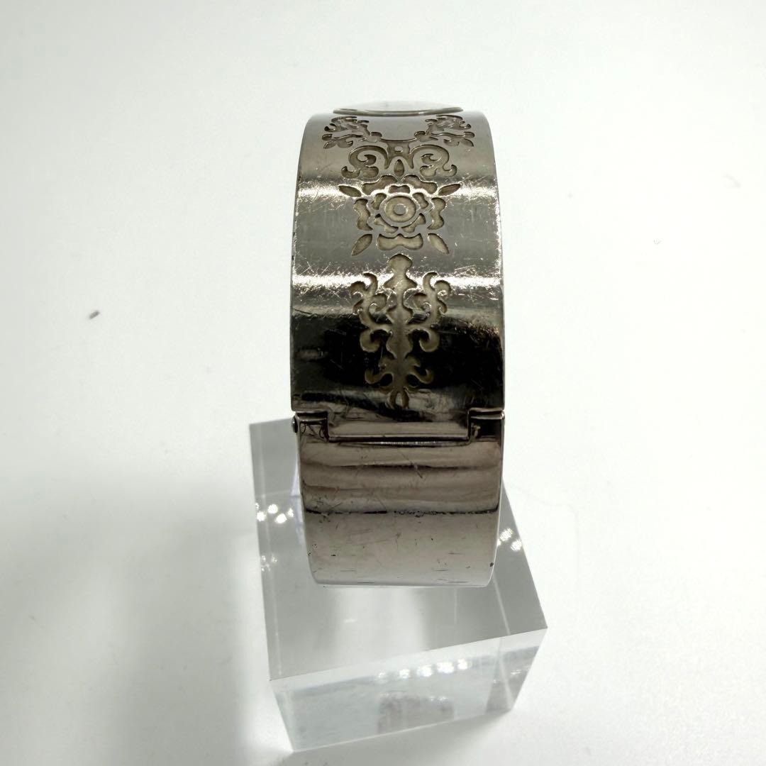 VIVIENNE WESTWOOD Bangle Watch Orb Silver Quartz Women wrist 16cm Working Auth image 5