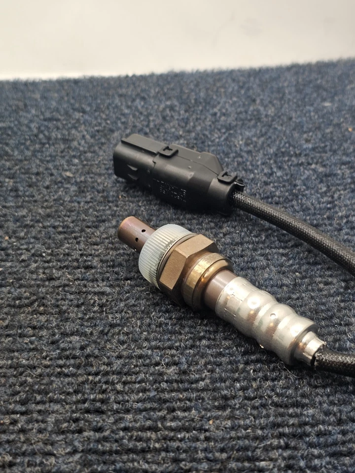 Sensor de oxigênio NTK 25176 75-3116 compatível com 2004-2005 Kia Rio Mazda 626, Suzuki Forenza - Imagem 4 de 4