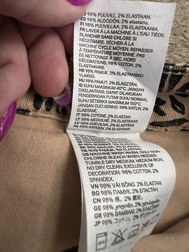 Divided Beige With Multi Animals Print Frayed Pants-Cute-Comfy-Casual-Size 8 - Picture 16 of 17