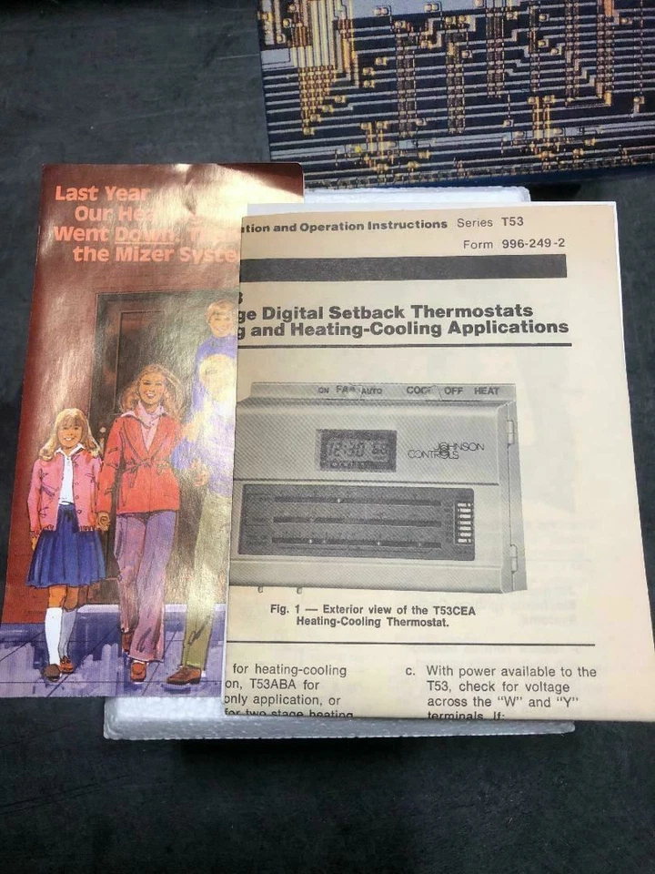 New Vintage Johnson Controls Micro Electronic Energy Saving Thermostat Model T53 - Image 4 of 4