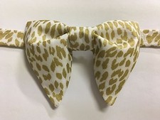 NEW Handmade Vintage style Bow tie 70 s White/Gold Wedding Bowtie OOAK