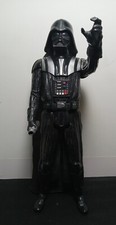 Star Wars Hasbro Titan Series, Action Figure di Darth Vader da 30 cm - Giochi e Prodotti per l'Età Evolutiva