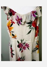 Dress Women XS Floral Fit & Flare Cami Dress Scoop Neck Flutter Sleeve NWT