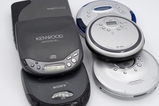 Lot of 6 Portable CD Players   Mixed Brands  Conditions 25-0103 