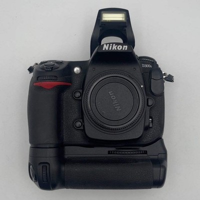 Nikon D300S 10.2MP Digital SLR DSLR Camera 180611 Shutter Count