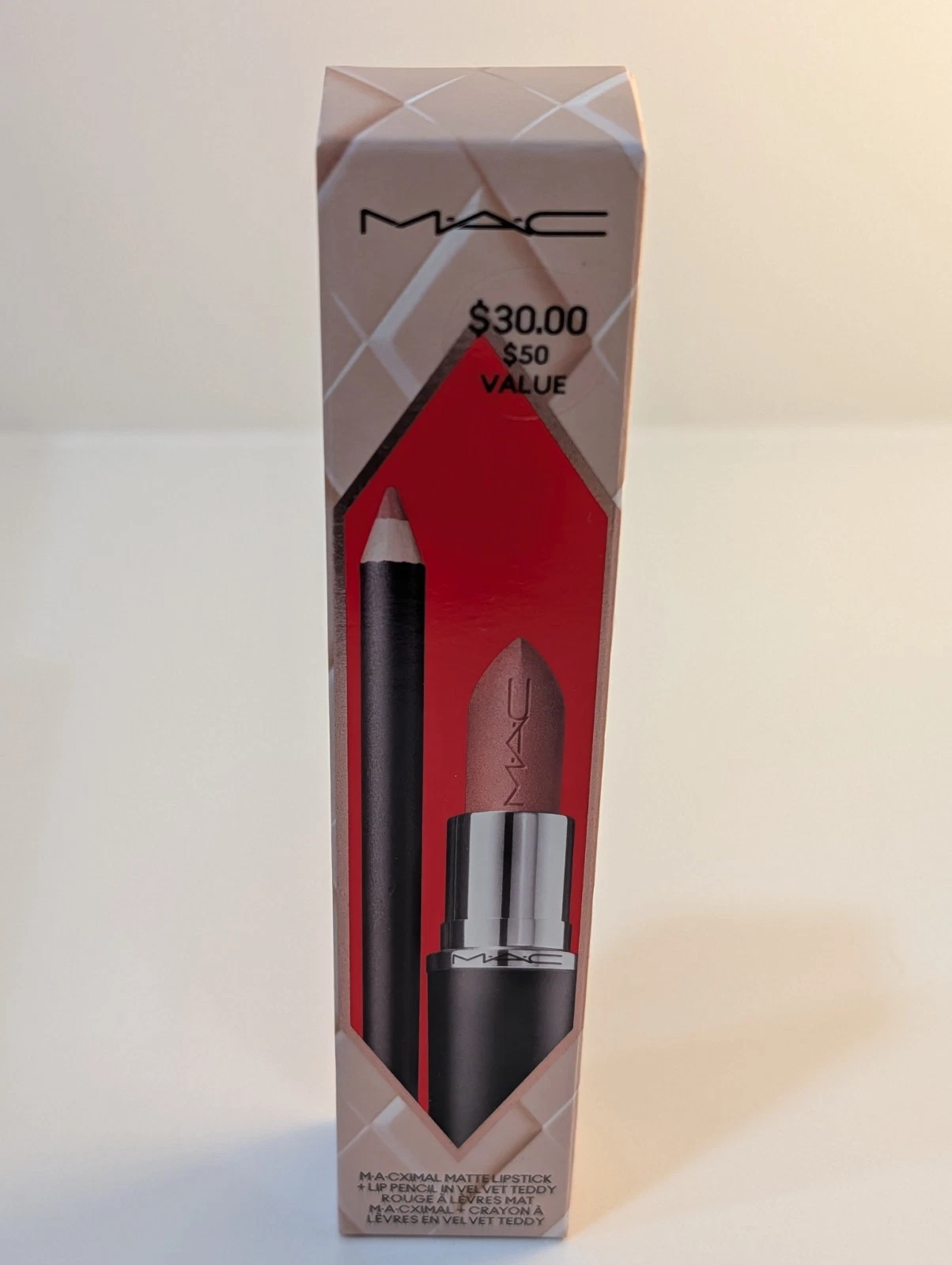 MAC Velvet Teddy Lip Kit Matte Lipstick & Lip Pencil Nude Pink Matte Effect
Opens in a new window or