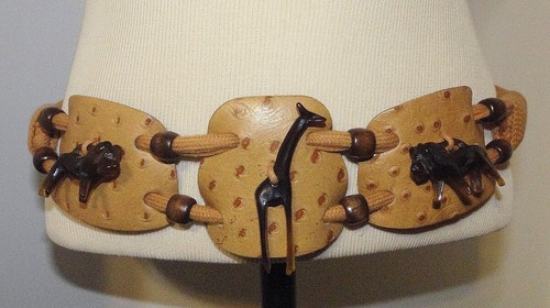 Vtg 80s Brown Ostrich BELT Carved SAFARI Figural GIRAFFE LION Leather Shop 31-34