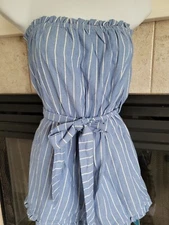 NWT Cupshe size SM blue and white Romper