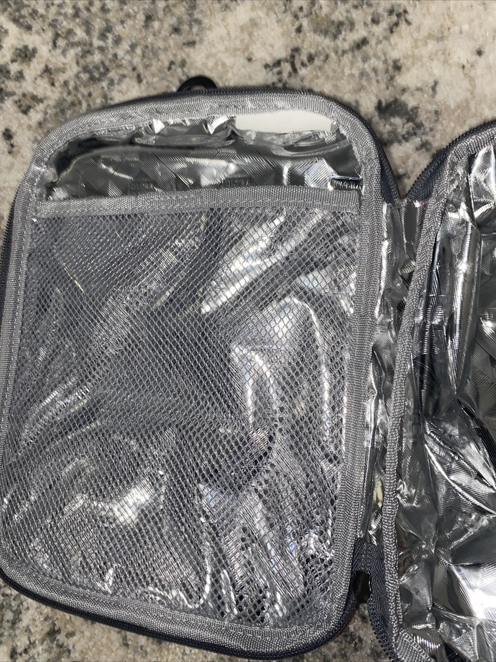 Fiambrera Arctic Zone Alto Rendimiento Doble Compartimento, ROSA INTENSO. Foto 4 de 4