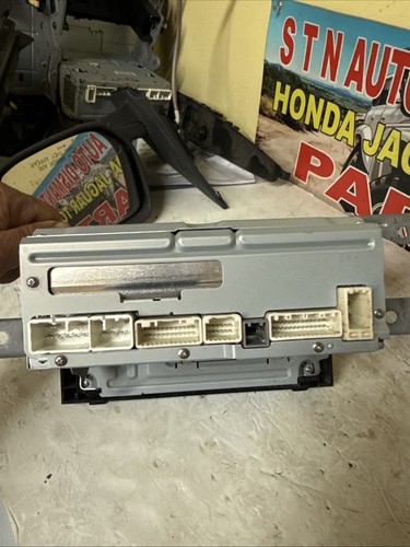 Toyota Corolla 2017 2018 2019 pantalla de visualización AM FM receptor de radio OEM 8614002520 - Imagen 4 de 5