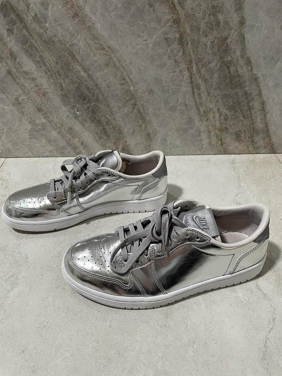 Nike Air Jordan 1 Retro Low OG P1nnacle Metallic Silver Nike Air Jordan 1 Retro Low OG P1nnacle Metallic Silver