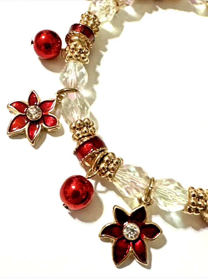 Pulsera KC KENNETH COLE Navidad Poinsettia Dije Esmalte y Cristales Elásticos Foto 4 de 4