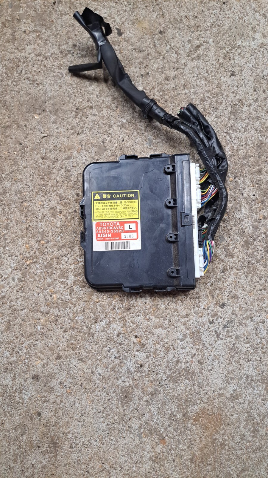 0304 Toyota 4Runner ABS TRC VSC Traction Control Skid Module 89540