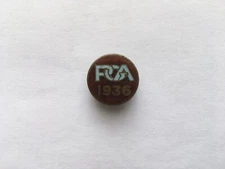 SCARCE 1936 VINTAGE PGA(PROFESSIONAL GOLFERS ASSOCIATION)ENAMEL LAPEL BADGE