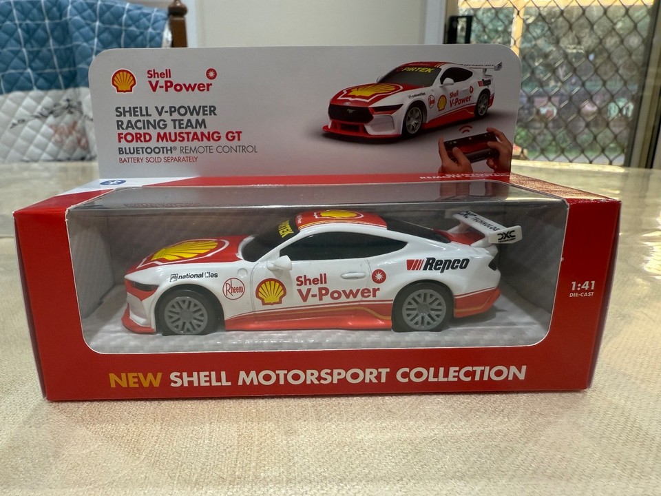 Shell MotorSport Collection 2025 Bluetooth RC Die-Cast Car 1:41 Scale ...