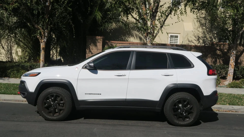 DIY PreCut Premium 3M Ceramic Window Tint Kit Jeep Cherokee 2000-25 ALL Windows - Image 3 of 4