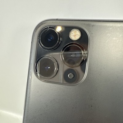 FOR PARTS REPAIR AS IS) Apple iPhone 11 Pro Max Space Gray CRACKED