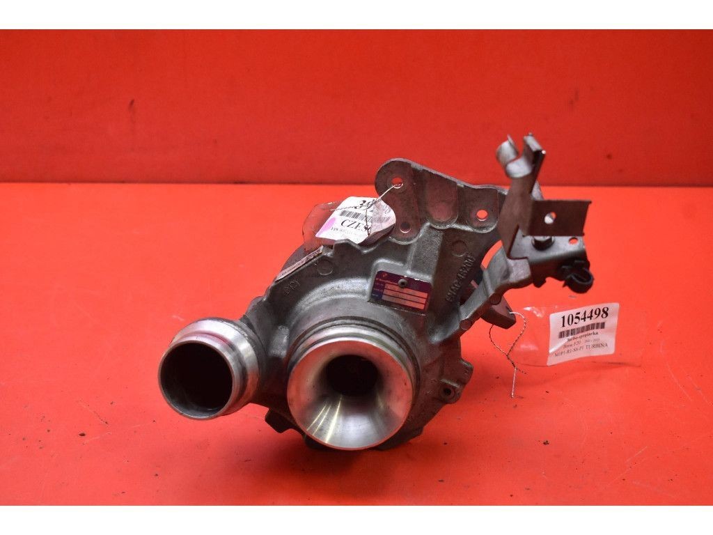 BMW 7 F01 F02 F03 F04 2012 turbo system vacuum part 54359700048 MKO516350