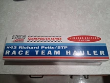Racing Collectables Richard Petty # 43 Race Team Hauler STP 1:64 1 of 7,500