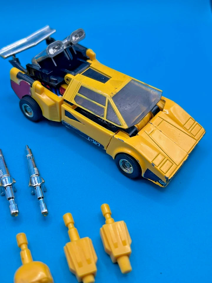 Figura de acción completa Hasbro G1 Transformers Sunstreaker 1984 de colección Foto 3 de 4