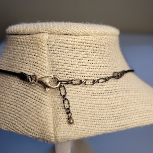 Beachy Boho Pearl & Crystal Heart Conch Shell Necklace on Knotted Black Leather - Picture 5 of 6