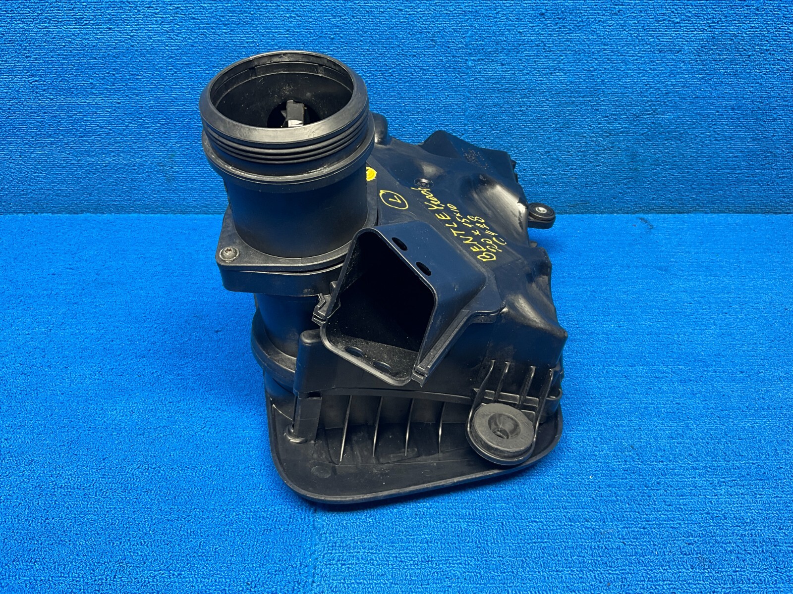 2003 - 2012 BENTLEY CONTINENTAL GTC 6.0L W12 LEFT SIDE INTAKE CLEANER BOX  OEM