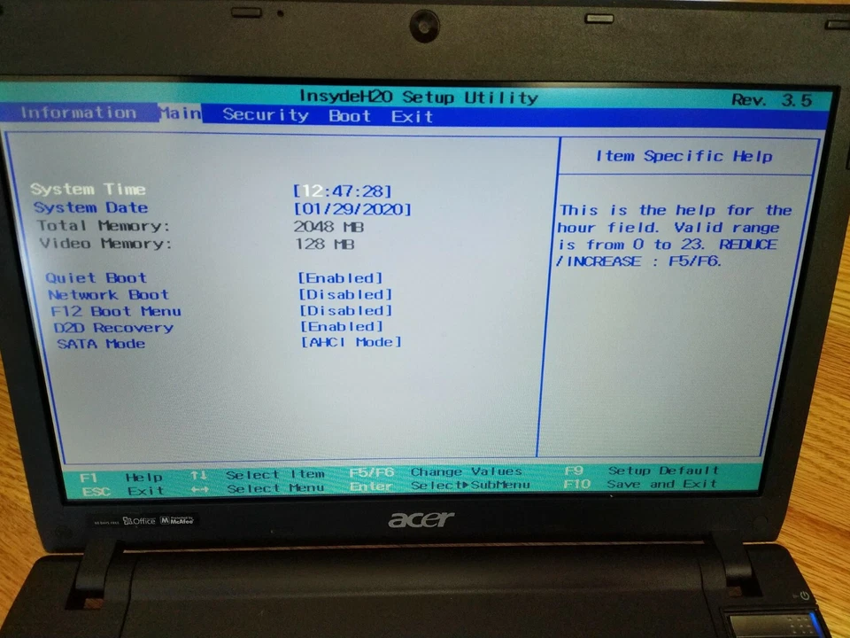 Acer TravelMate 8172 Laptop - Lightly used but WORKING for online classwork! - Image 3 of 4