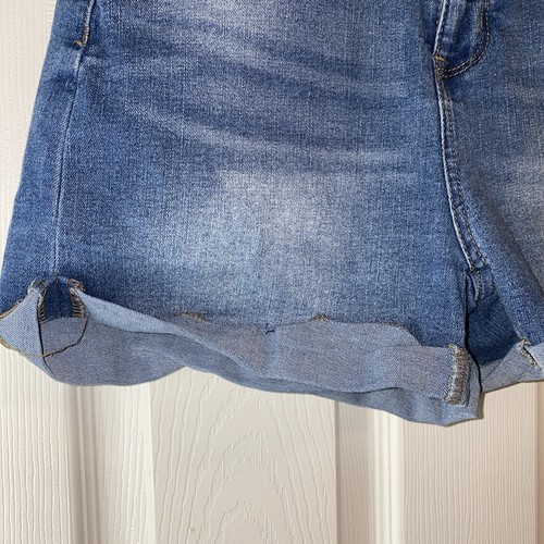 No Boundaries Women Junior 5 Jeans Shorts Hi Rise Fit Cuff Pockets Zipper Casual - Picture 2 of 11