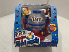 M&M Make a Splash Candy Dispenser – New