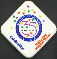 1992 Disney Button  35th MAGIC KINGDOM CLUB  Member