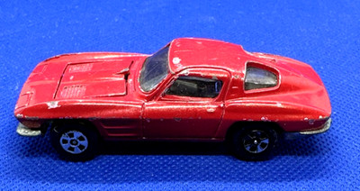 Vintage ERTL '63 Red Corvette Stingray Split Window Hong Kong Diecast