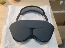 AirPods Max   Midnight USB-C Model   MINT Condition 