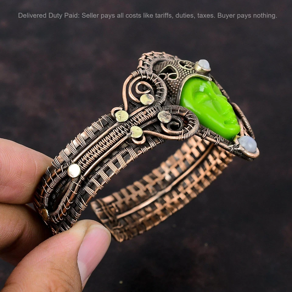 Brazalete envuelto en alambre de piedra lunar arco iris cara tallada verde natural de cobre Foto 4 de 4