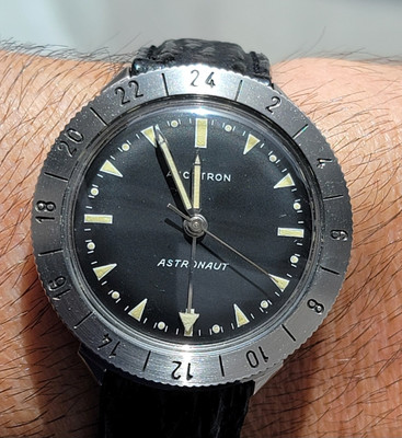 GORGEOUS Restored 1964 Bulova Accutron 214 Stainless Steel Astronaut Watch