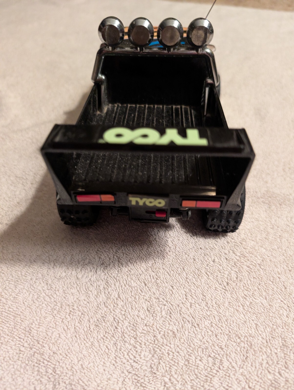 Picture 6 of 9