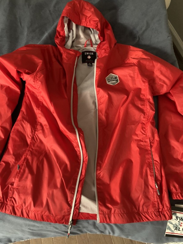 new wind and waterproof lite weight youth boys jacket size 14-16 color red