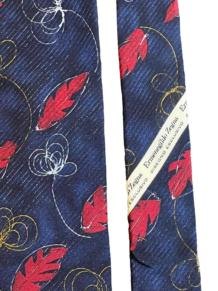 "Corbata contemporánea Ermenegildo Zegna para hombre azul, diseño de hoja roja seda 3,5" X 57""" Foto 3 de 4