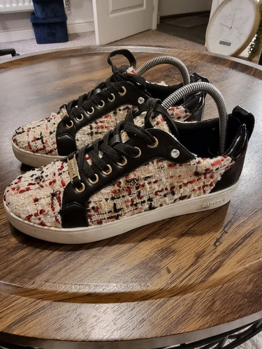 Carvela Joyful Tweed Eu 38 UK 5 Low Rise Trainer Sneaker Rare Summer Holidays - Picture 1 of 11