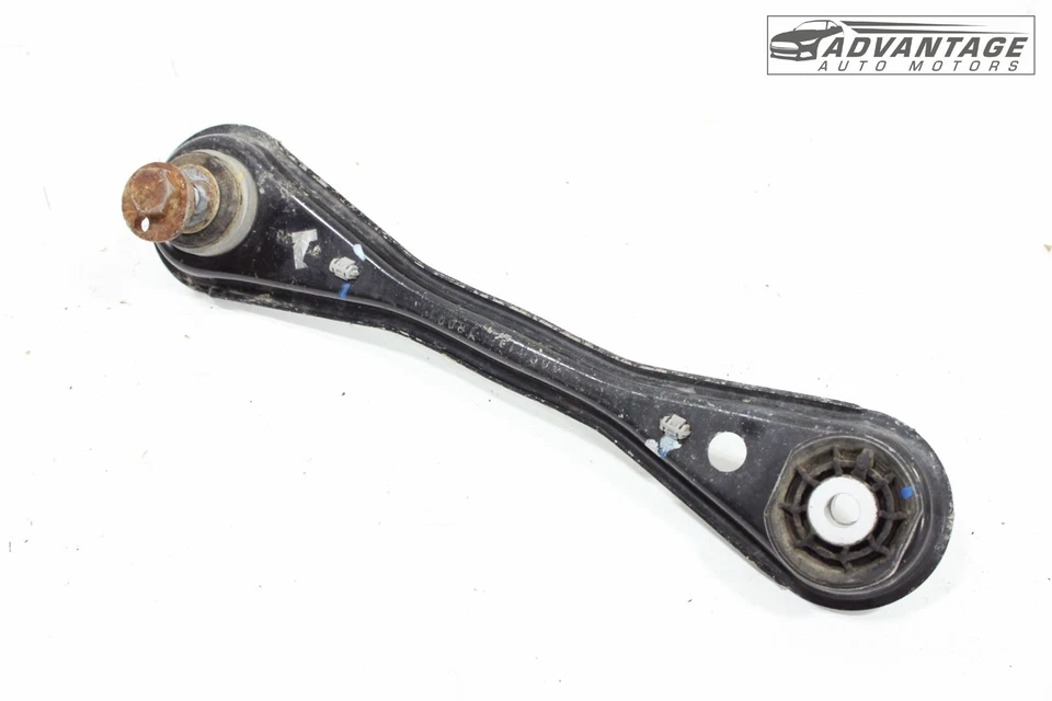 Chevrolet Blazer 2019-2025 AWD brazo de control inferior trasero derecho enlace OEM Foto 4 de 4