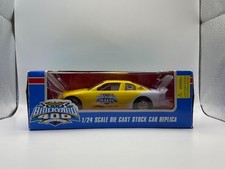1997 Brickyard 400 Pace Car 1/24 Scale Diecast Sock Car Replica in Box Used