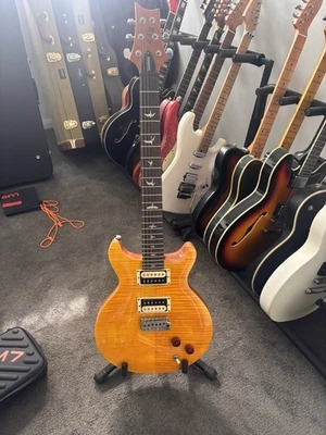 PRS PAUL REED SMITH STANDARD SE ELECTRIC GUITAR with HARD CASE - image 1 of 4