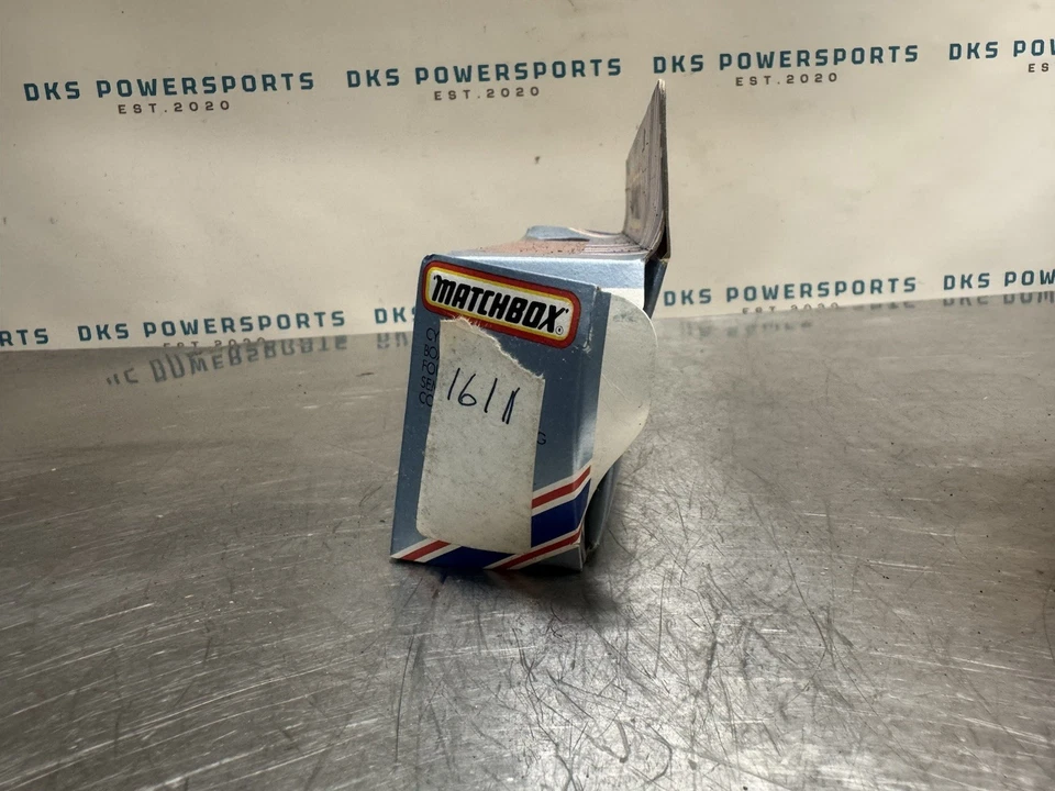 Matchbox Convoy Scania Box Truck KFC Kentucky Fried Chicken Boxed 155mm CY-16 e - Image 4 of 4