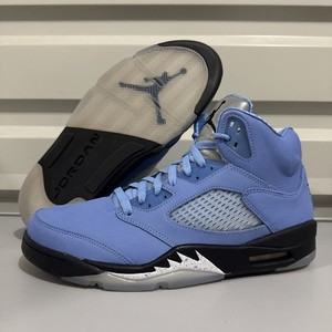 university blue size 5.5