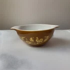 Vintage Pyrex 442 Early American Cinderella Bowl 1.5 Qt Brown Gold Eagle USA MCM