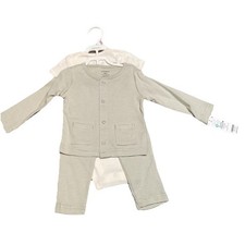 New- Carter  s 3 Piece Green Striped 100 Cotton Layette Set Size 9 Months