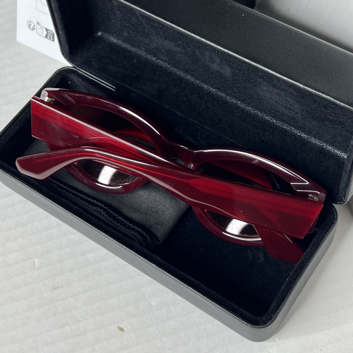 Chimi 06.3 / Veronica Beard Red Sunglasses 53/21 NWT | eBay display picture 3