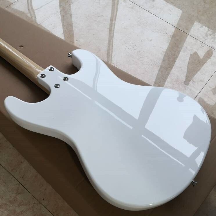 Ventures Johnny Ramone Mosrite Mark II Deluxe White Guitar Ventures Johnny Ramone Mosrite Mark II Deluxe White Guitar