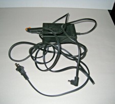 Hewlett Packard Worldwide Power Adapter Model No 0950-2435 10.6V 1.32A Untested